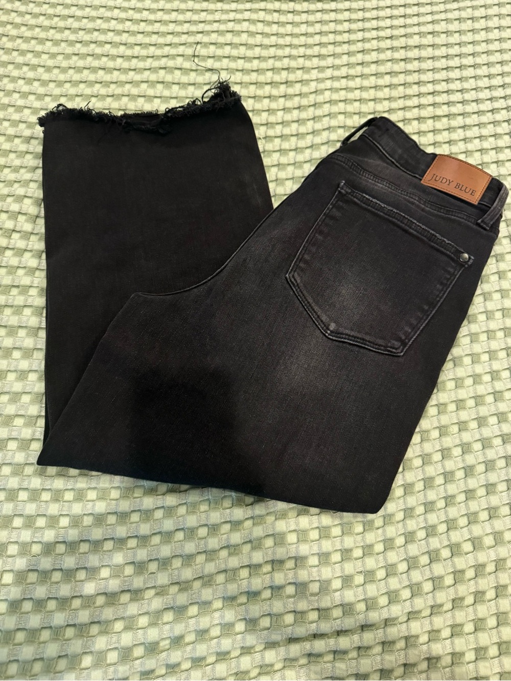 Judy Blue Women's Black Frayed Hem Wide Leg Jeans